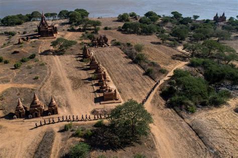 Looters Target Myanmar Temple Treasures In Tourist Slump News Photos