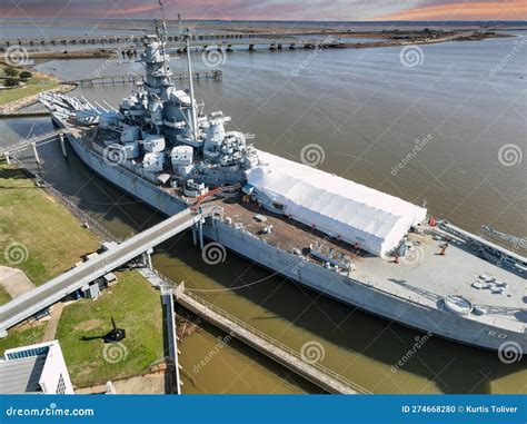 USS Alabama Battleship at USS Alabama Battleship Memorial Park ...