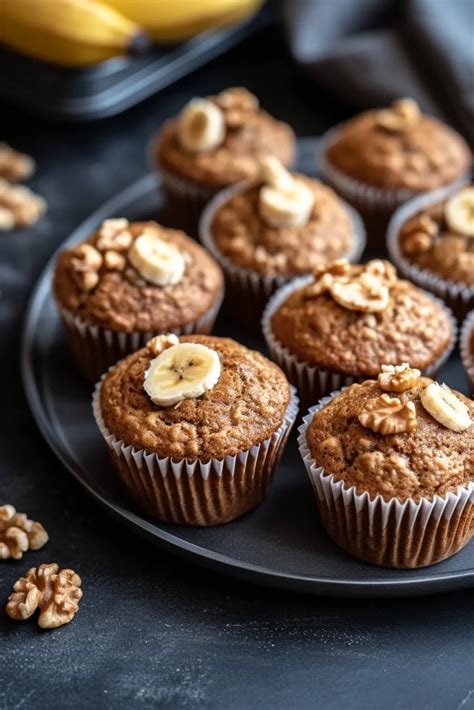 Genieße Glücksmomente Vegane Bananen Nuss Muffins zum Verlieben