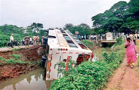 Bus Overturns Narrow Escape For Passengers