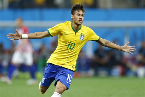 Neymar Jr | Definitive Player Guide | The18