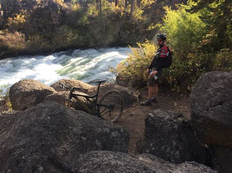 Riding in Bend, Oregon Mountain Biking along the Deschutes River trail