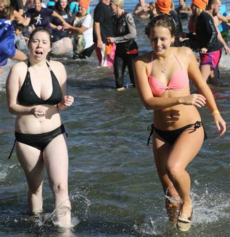 Tradition New Years Day Lake George Polar Plunge Glens Falls Chronicle