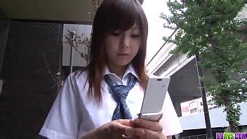 Miku Airi seducida y follada en serias escenas hardcore Más en avs XVIDEOS