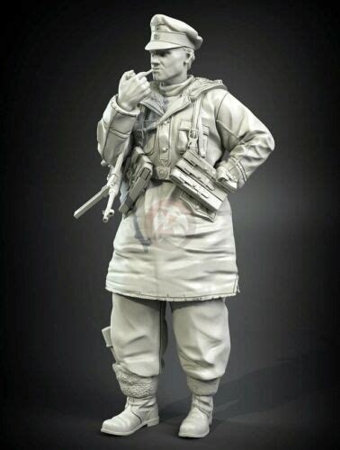 Panzer Art 1 35 Waffen SS Officer In Winter Parka Anorakanzug 1 WWII