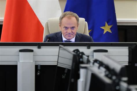 Tusk na kuracji 10 maja rekonstrukcja rządu wiadomosci