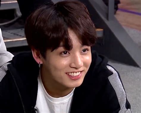 Pin By Lavieenmusic94 On Jungkook Divers 2 Jeon Jungkook Jungkook