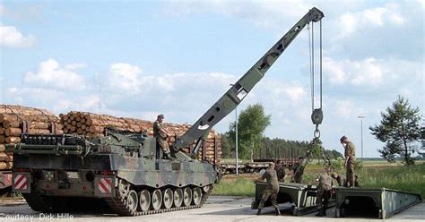 BRÜCKENLEGEPANZER PANZERSCHNELLBRÜCKE BIBER Bw Bundeswehr heer