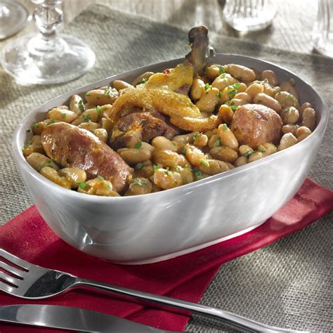 Cassoulet Au Confit De Canard Et La Saucisse De Toulouse