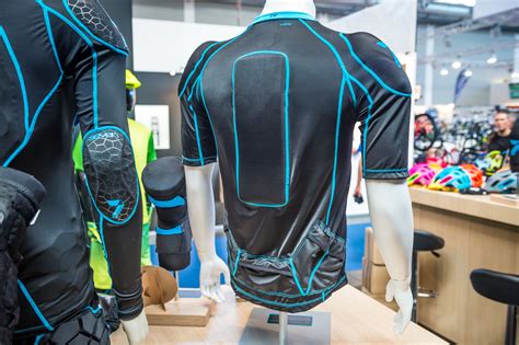 2016 7 Protection at Eurobike - 2016 Mountain Bike Apparel & Protection ...