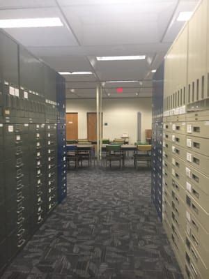 JOHN C HITT LIBRARY Updated May 2024 39 Photos 4000 Central