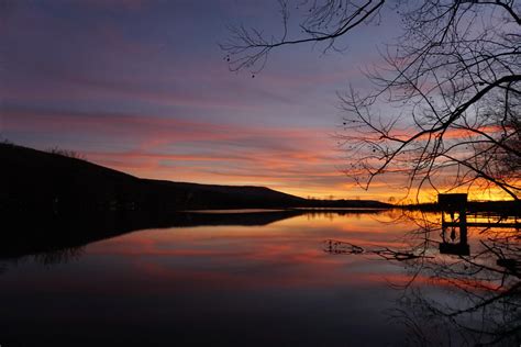 Sunset on the lake. : r/pics