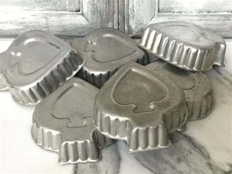 Vintage Baking Molds Spade Shaped Molds Set Of Five Etsy