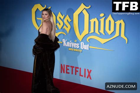 Kate Hudson Sexy Seen Flaunting Her Hot Tits At The Glass Onion Premiere In London Aznude