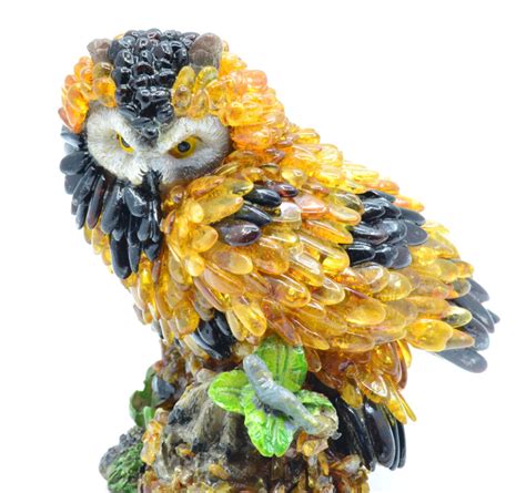 Сувенир из янтаря - Сова малая