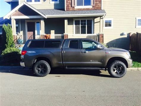 Toyota Tundra Custom Wheels Fuel Beast X Et Tire Size