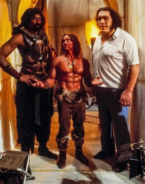 Arnold Schwarzenegger with Wilt Chamberlain and Andre the Giant. : r ...