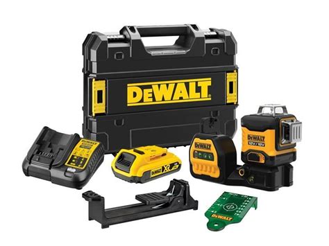 DEWALT DCE089 3 x 360° Green Multi-Line Laser from £554.09