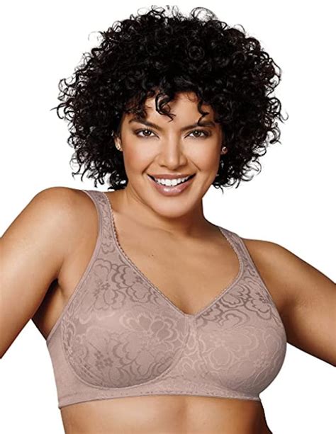 The 12 Best Bras Without Underwire For Large Breasts In 2022