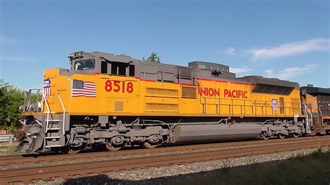 Union Pacific 8518 With A New Paint Scheme Leading Train I008 Youtube