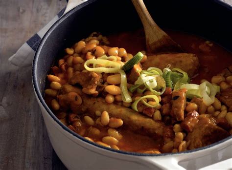 Franse Stoofpot Van Witte Bonen Met Varkensvlees Recept Allerhande