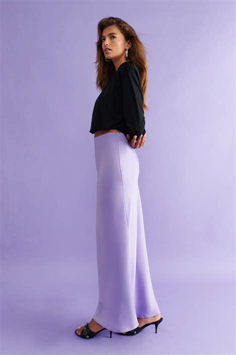 Maxi Flowy Satin Skirt Gina Tricot