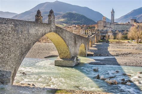 Fiume Di Val Trebbia Di Bobbio Ponte Piacenza Emilia Romagna