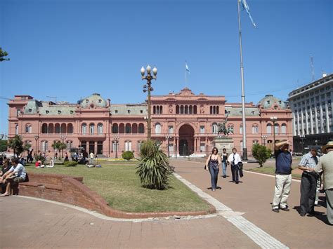 Plaza de Mayo, a historical landmark of Buenos Aires | My Buenos Aires Travel Guide