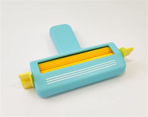 Paper Crimper, Hobbies & Toys, Stationary & Craft, Craft Supplies ...