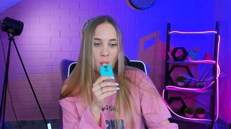 Watch MiaMiler New Porn Video Stripchat Flirting Teens Big Ass White Smoking Kissing Cam2cam