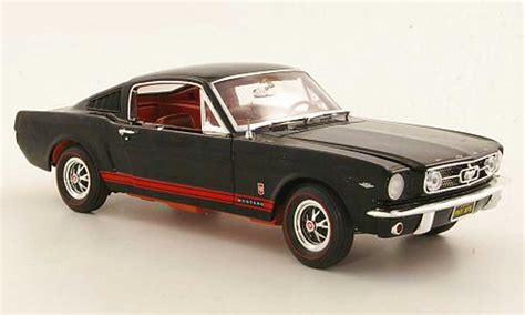 Ford Mustang Fastback Miniature Voiture Miniature