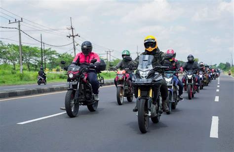 touring perdana honda cbx diikuti puluhan riders