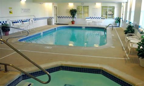 Top 10 Hotels with Indoor Water Parks in Kansas City (Hidden Gems ...