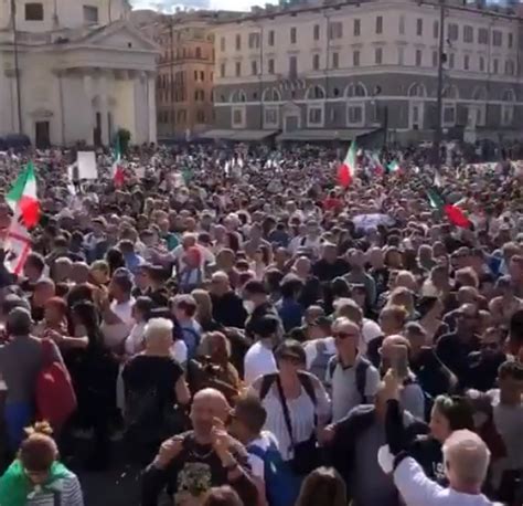 Manifestazioni In Tutta Italia Contro Il Green Pass Migliaia Di