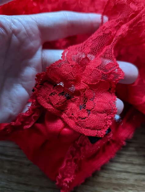 VINTAGE Valentine S Teddy Bodysuit LINGERIE SILKY RED Gem