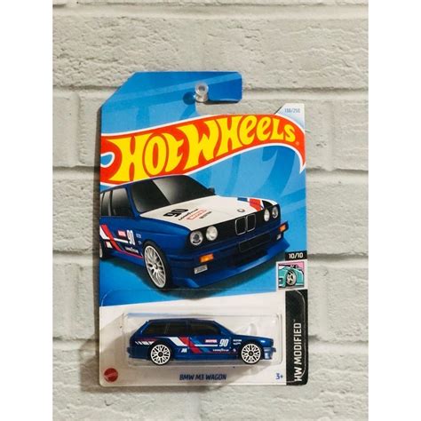 Hry Regular Hot Wheels Bmw M Wagon Racing Car Toy Shopee Philippines