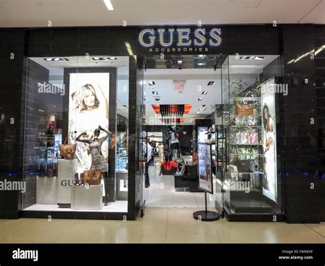 Guess clothing store hi-res stock photography and images - Alamy