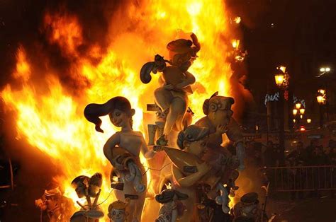 Fallas Nit De La Crema Valencia Te Falle Español Valencia