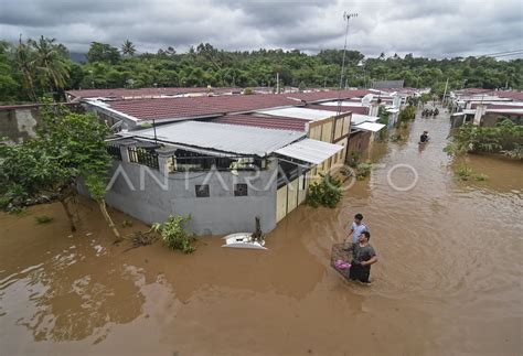 Dampak Banjir Di Lombok Barat Antara Foto