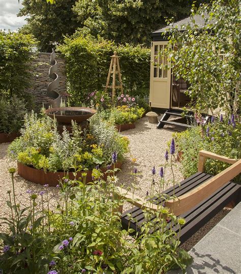 Show Garden Champions At Rhs Hampton Court Society Of Garden