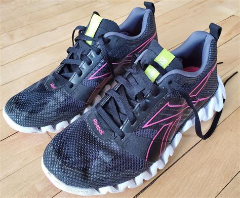 Reebok Women's ZigTech Shark Black Pink White Running… - Gem