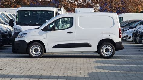 Citroën Berlingo Van Club M 1 5 BlueHDi 100 Banquise White YouTube