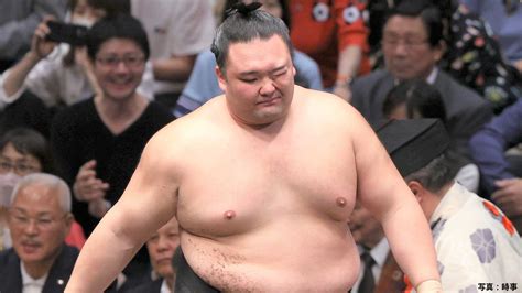 全勝の朝乃山に土ベテラン玉鷲の土俵際すくい投げに屈す “ストレート勝ち越し”ならず【大相撲初場所8日目】 Tbs News Dig