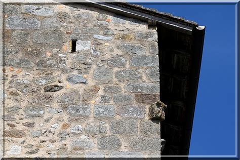 Diaporama église fortifiée de Bussière Badil Château féodal et ruine