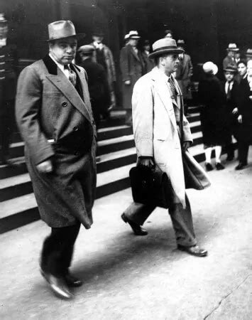 Al Capone - His Style, Suits & Life