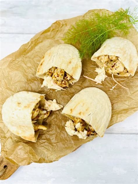 Chicken Pitta Recipe (Easy, Healthy And Delicious!) - Daisies & Pie