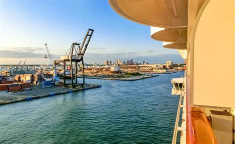Fort Lauderdale Cruise Port: Piers, Amenities, and Getting Around