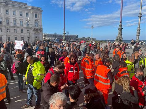 Via Il Green Pass Torna La Protesta In Piazza Il No Del Governo