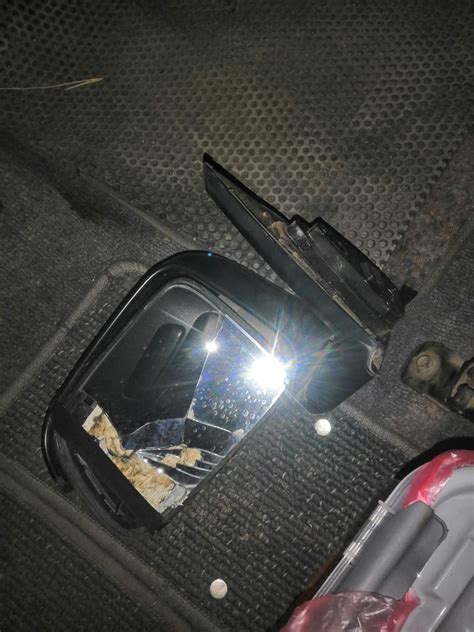 Замена бокового зеркала заднего вида — Honda CR-V (RD1, RD2), 2 л, 1996 ...