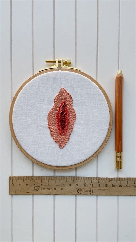 Feminist T Viva La Vulva Vulva Wall Art Female Body Decor Anatomy Art Vagina Art Embroidery